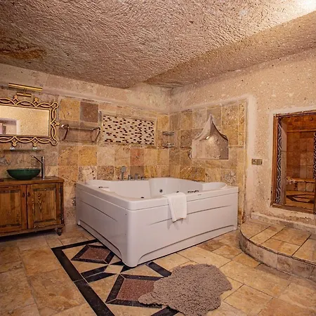 Hotel Royal Cave