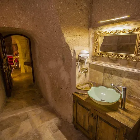 Royal Cave Hotel