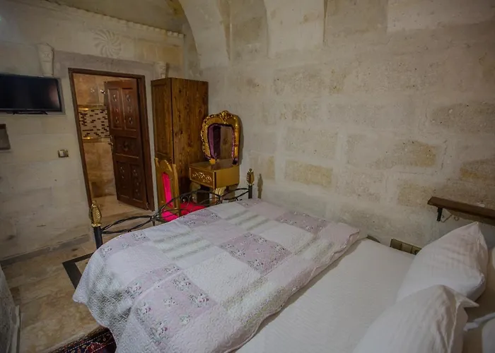 Royal Cave ウルギュップ