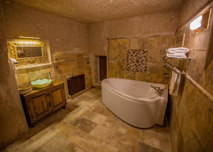 Royal Cave ウルギュップ