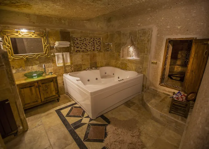 Royal Cave 3* ウルギュップ