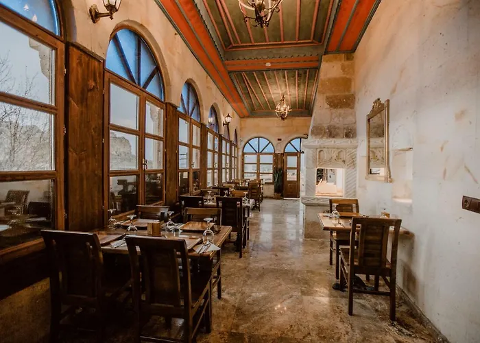 Royal Cave ホテル 3*