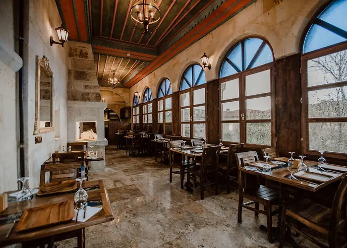 Royal Cave ホテル 3*