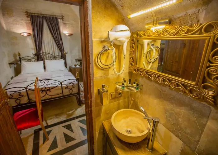 Royal Cave 3* ウルギュップ