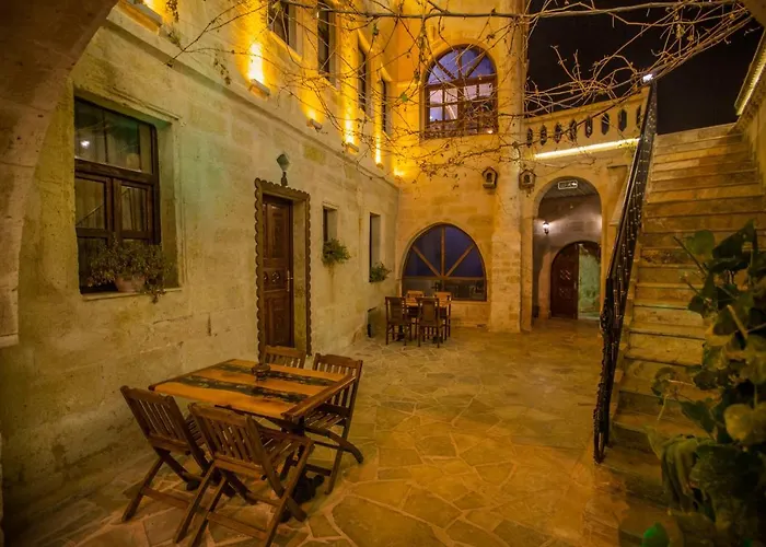 Royal Cave ホテル